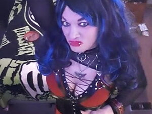 Shanna Silver smoking Capri 120 and dancing