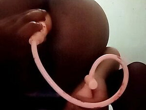 Friska destroy her hole with pump dildo
